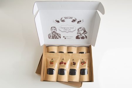 Offer Box (8 Different Flavoured Tea Leaves)